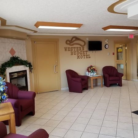 Western Budget Motel West Red Deer Ngoại thất bức ảnh