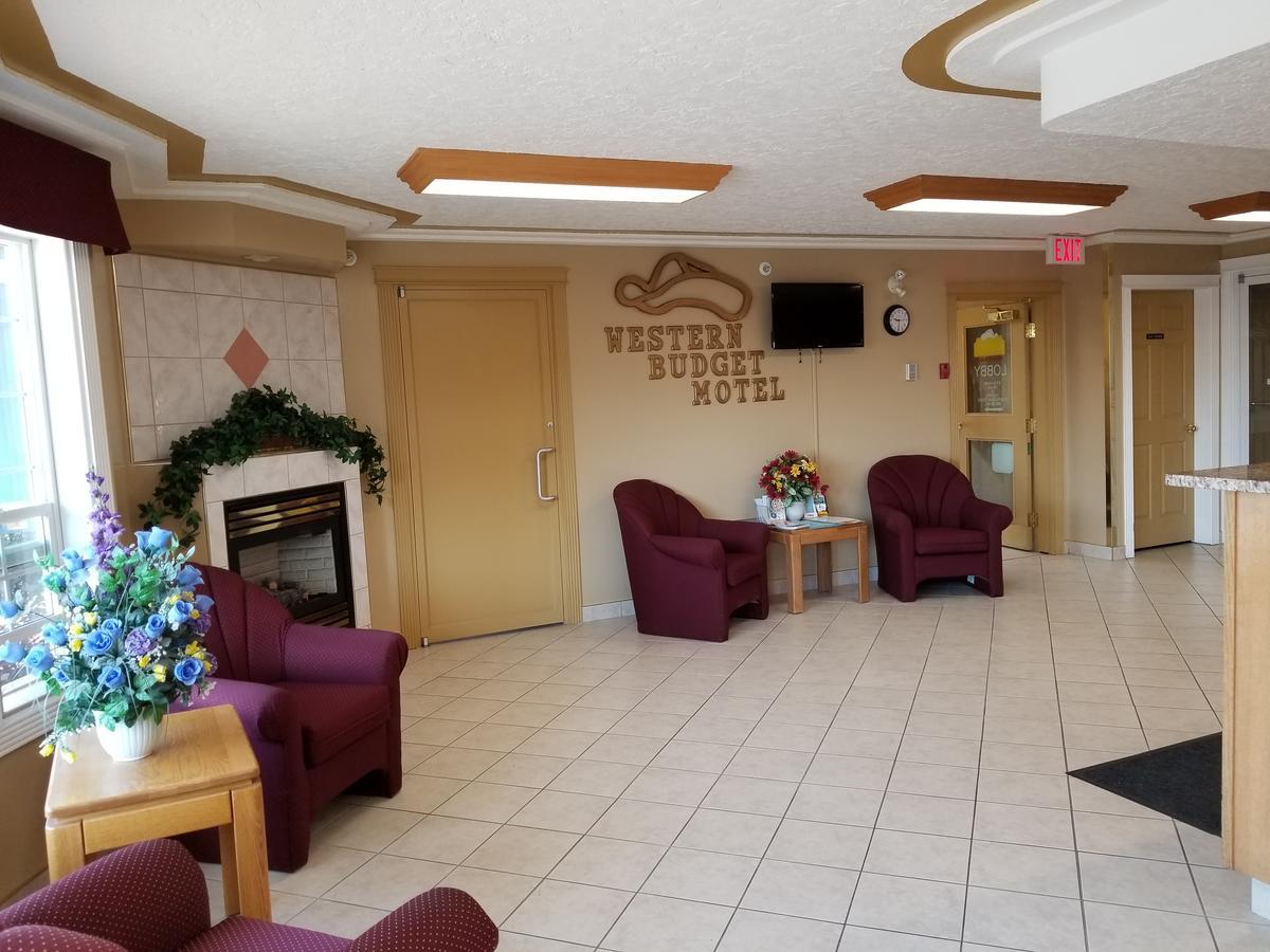 Western Budget Motel West Red Deer Ngoại thất bức ảnh