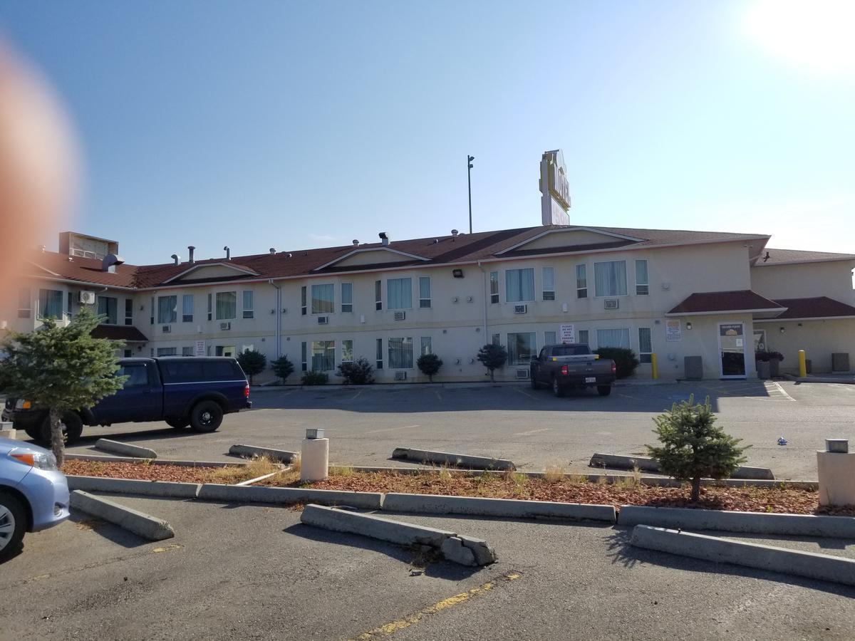 Western Budget Motel West Red Deer Ngoại thất bức ảnh