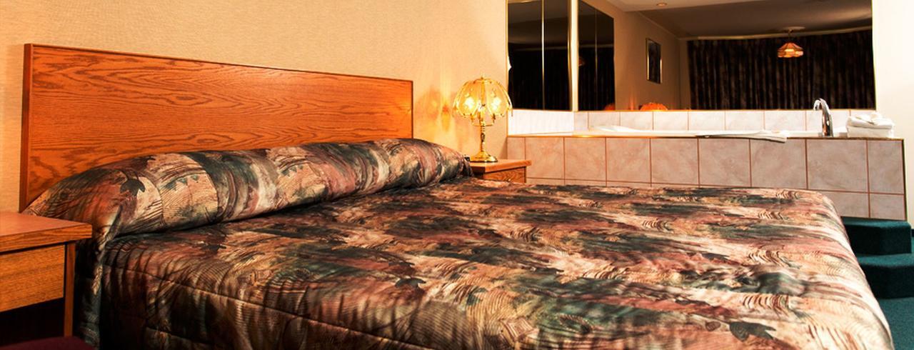 Western Budget Motel West Red Deer Ngoại thất bức ảnh